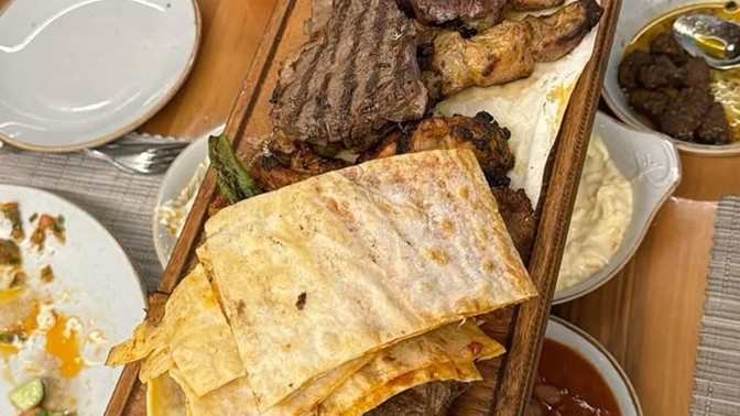 Eğer bir ülkenin sokak lezzeti olmak zorunda olsaydın, hangi ülkenin hangi yemeği olurdun?