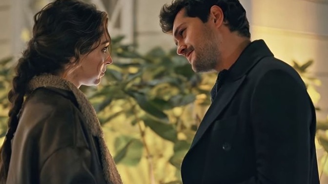 Büyüyle aşık edildiğini öğrensen ne yapardın?