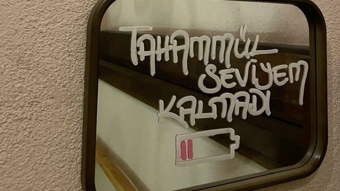 𝕂endi 𝕌stünüze ℂok 𝔾idiyor 𝕄usunuz?