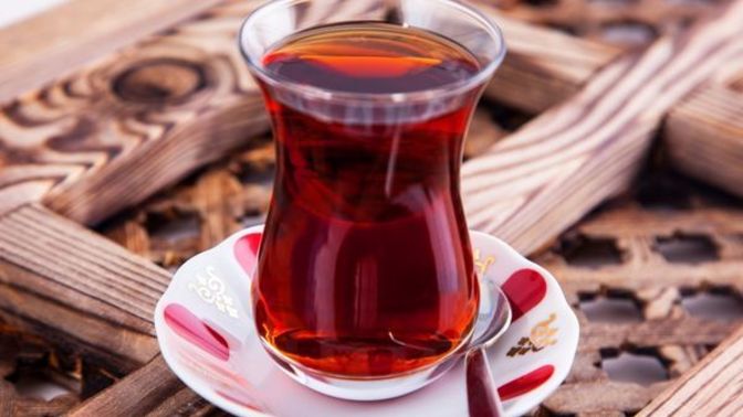 Gün de kaç bardak çay içersiniz?