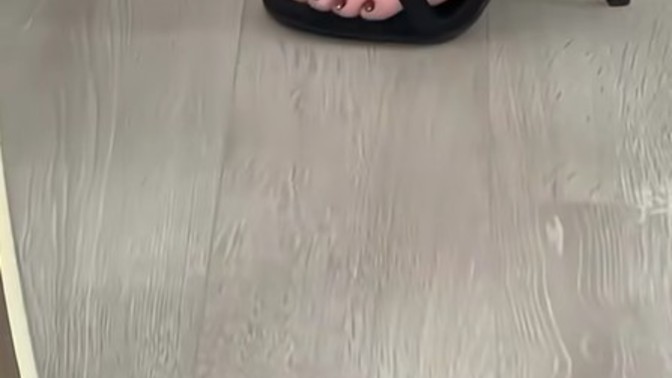 Sipariş ettiğim bu ayakkabı ayağımda kaba mı durmuş kızlar?