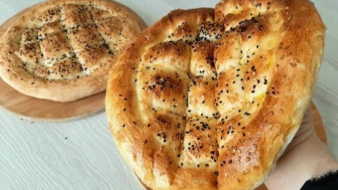 Ben ramazan pidesi olsaydım uzun kuyruğa girip beklermiydin yoksa başka fırınamı giderdin?