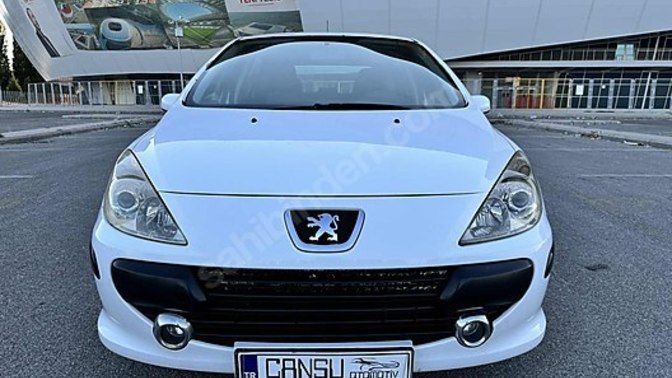 Citreon c4 peugeot 307 makyajlı kasamı saplar?