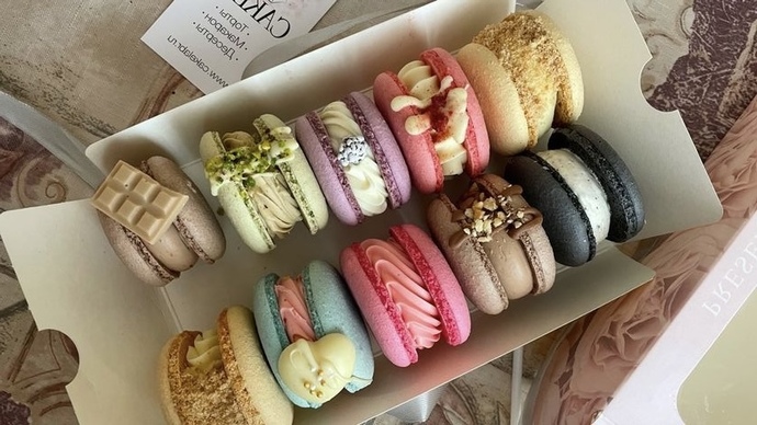 Fransız mutfağındaki kruvasan mı, makaron mu favoriniz olurdu🥐🥯🩷?