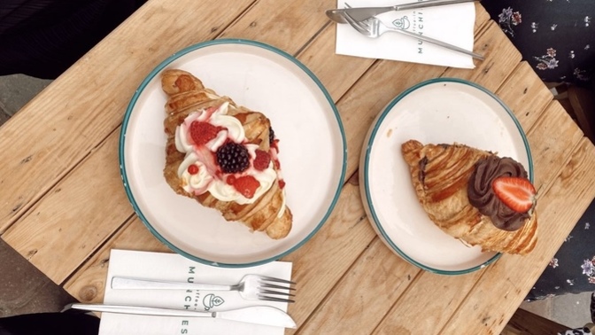 Fransız mutfağındaki kruvasan mı, makaron mu favoriniz olurdu🥐🥯🩷?