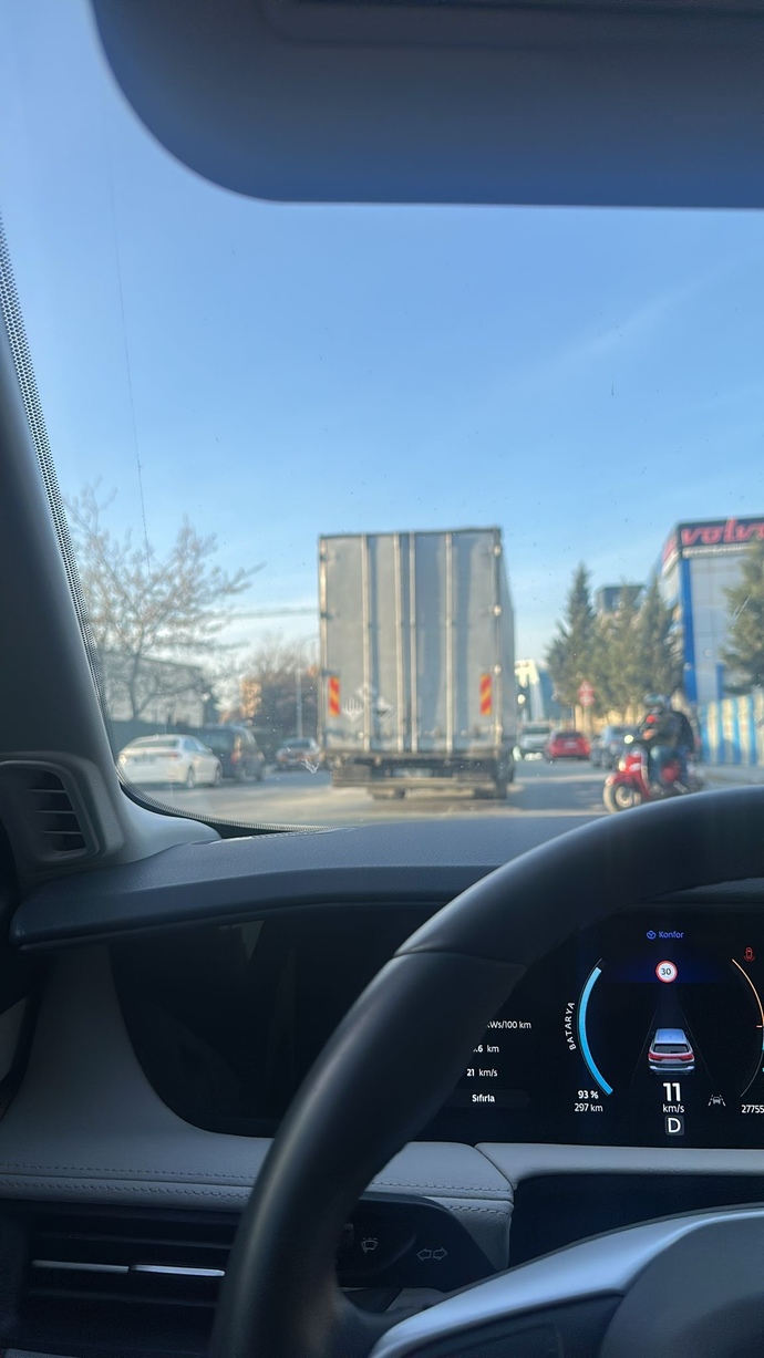 Bu hangi araba arkadaslarrrr?