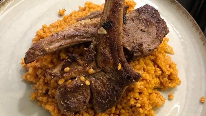 Kuzu pirzola / bulgur pilavı yaptım güzel olmuş mu? Bu yemeği sever misiniz?