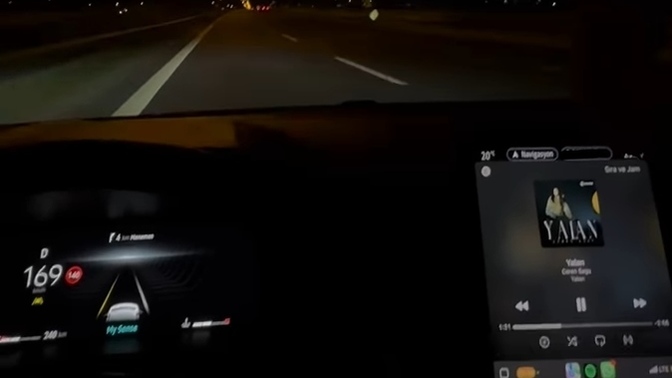 Gece araba sürerken hız yapar mısınız yoksa yavaş gidenlerden misiniz?