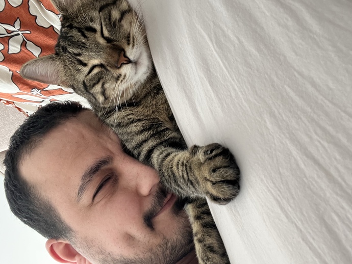 Kedimi köpek mi?