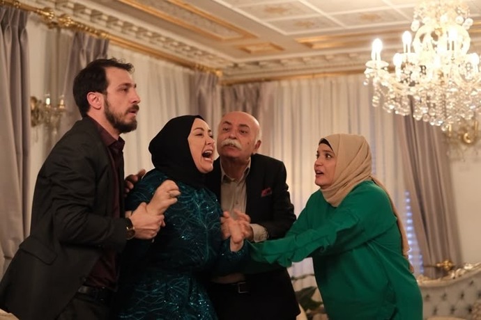Bir dizide/filmde hangi kötü karakteri aslında haklı buluyorsun?