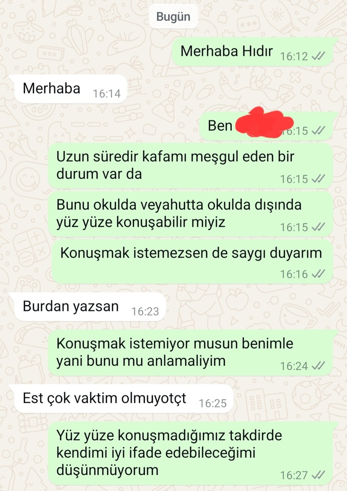 Bu erkek benimle konuşmak mı istemiyor yoksa utanıyor mu, bu mesajimdan sonra kankama yaklasti arkadaşca amac ne?