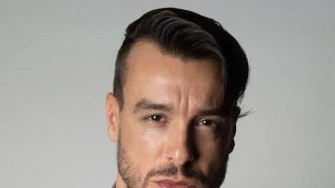 Cem Adrian'ın En sevdiğiniz parçası nedir?