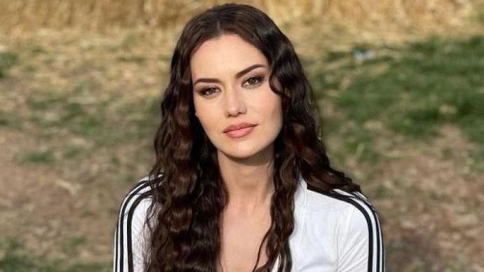 Hangisinin genel olarak yüz hatları daha çekici geliyor?