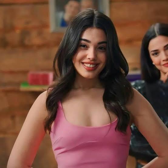 Hangi ünlüyü yakından tanımak isterdiniz?
