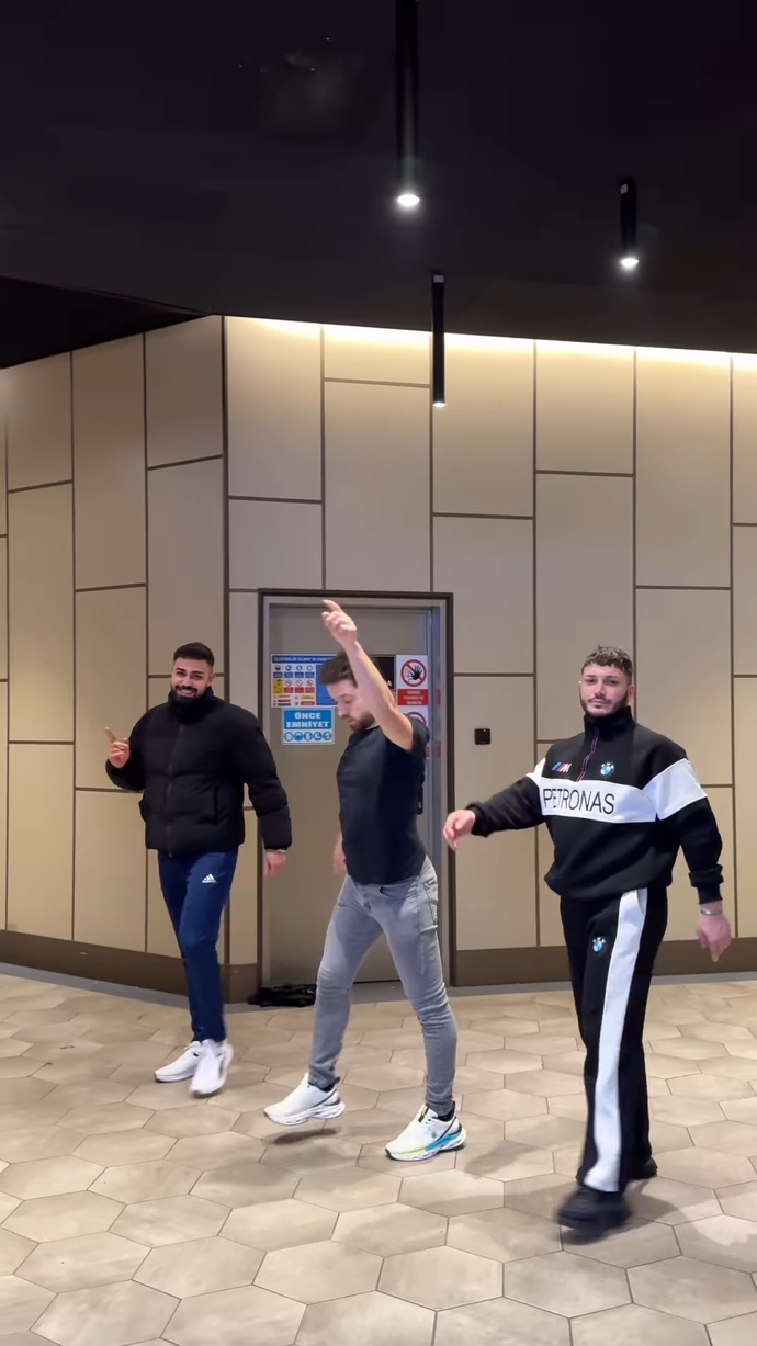 Pişik reisleri tanıyan var mı?