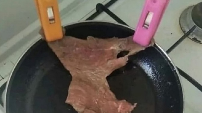 Eti ne zaman pişirsem küçülüyor bide böyle deniyeyim dedim🤭🤭🤭sizce işe yarar mı? evde misafir varda🤭?