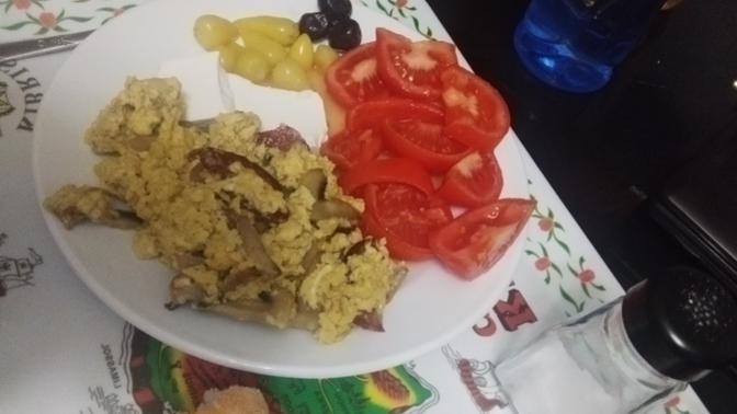 Sahurcu tayfa bugün sahurda ne yiyorsunuz bakalım. Hayırlı sahurlar?