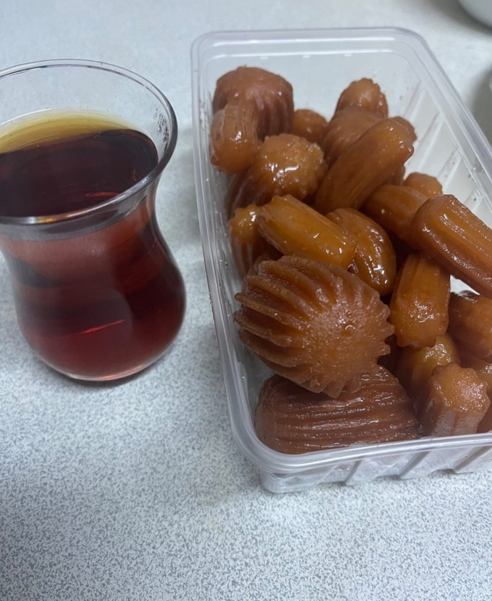 Bi kere geliyoruz dünyaya paraya kıydık mecbur 🤭🤭🤭bi afiyet olsun alırım?🤭🤭🤭?