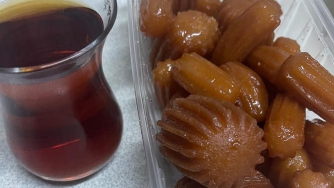 Bi kere geliyoruz dünyaya paraya kıydık mecbur 🤭🤭🤭bi afiyet olsun alırım?🤭🤭🤭?