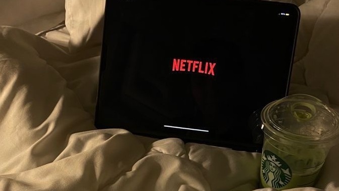 Başka birinin Netflix hesabını kullanmak sizin için uygun olur mu?