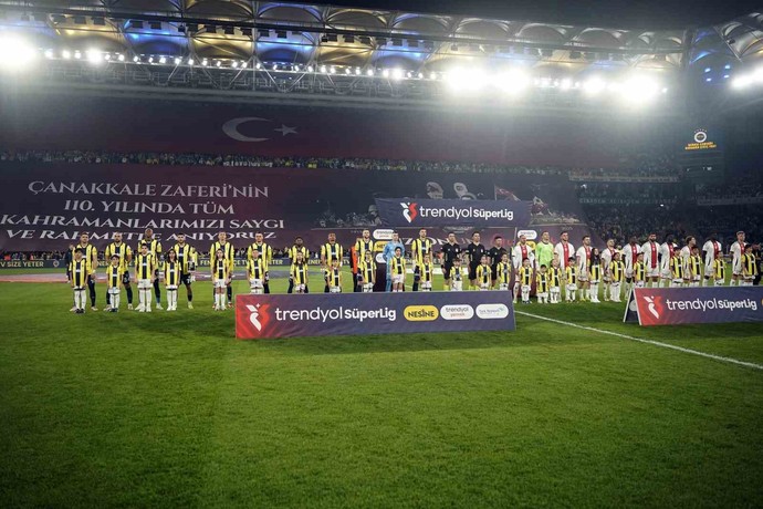 Fenarbahçenin jokerleri ikinci yarı gelir mi?