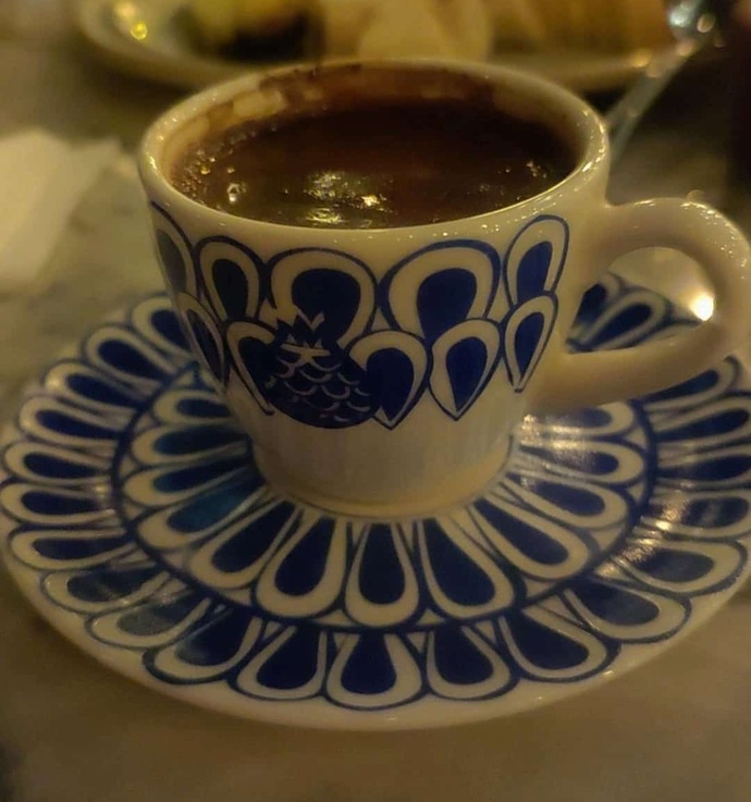 Kendi ayıbına bakmayıp başkalarına çamur atan insanlar hakkın da ne düşünüyor sunuz?