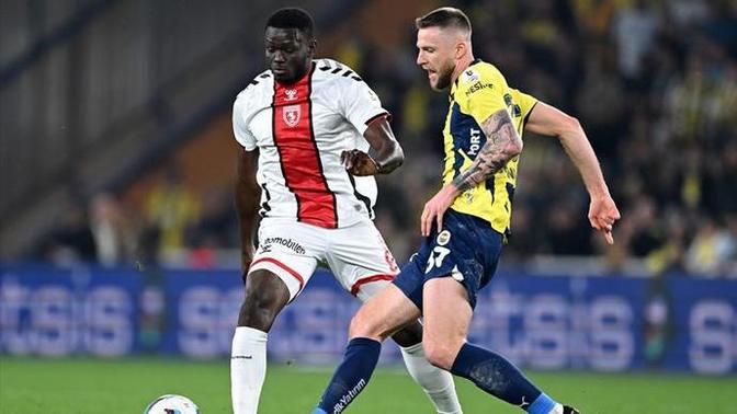 Fenerbahçe - Samsunspor ile golsüz berabere kalarak şampiyonluk yarışında ağır yara aldı! Maçı nasıl buldunuz?