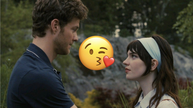 Sevgilinin karşı cinse öpücük emojisi atması ayrılık sebebi olabilir mi?