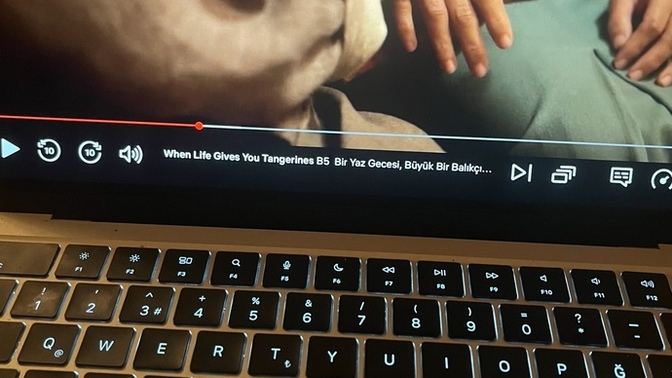 Netflix dizi önerir misiniz ya da güzel bir film?
