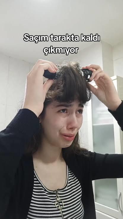 Fön tarağında saçlarınız dolaştımı hiç?