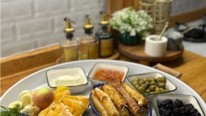 Kiminle sahur yapmalısın söyleyim mi?