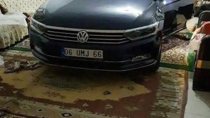 Kar yağacak diye amcam arabayı evin içine sokmuş yiğenim mesaj attı dışarı çıkarması için nasıl ikna ede biliriz?🤭🤭🤭?