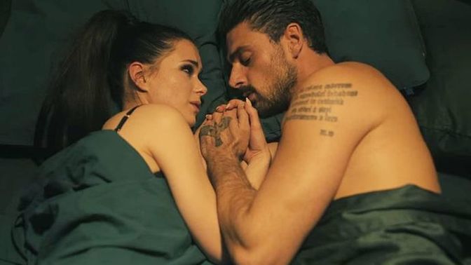 Gerçekten sevildiğimize emin olmak için "kendimizden zengin" kadınla mı olmalıyız?