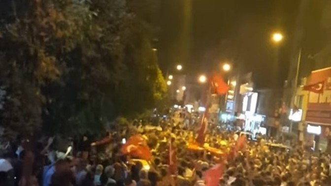 Bizim şehrin ekrem imamoğluna tepkisi olmadı sizin oldumu?