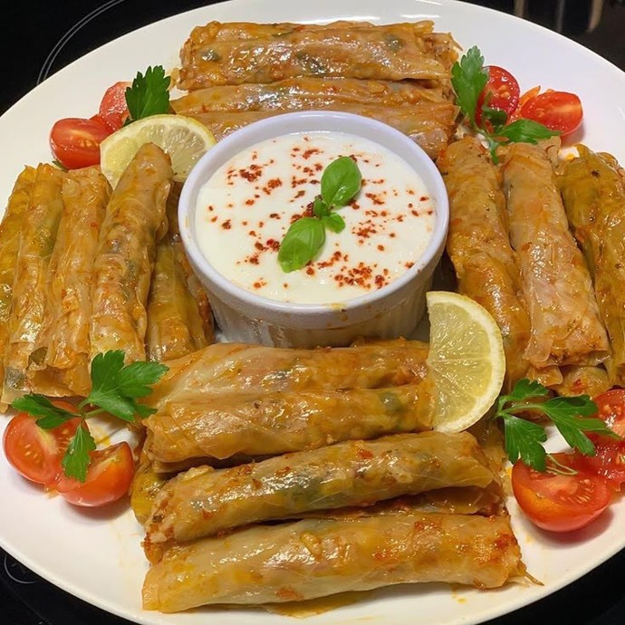 Vazgeçilmez lahana sarması, ekstra bol yoğurtlu 🤤