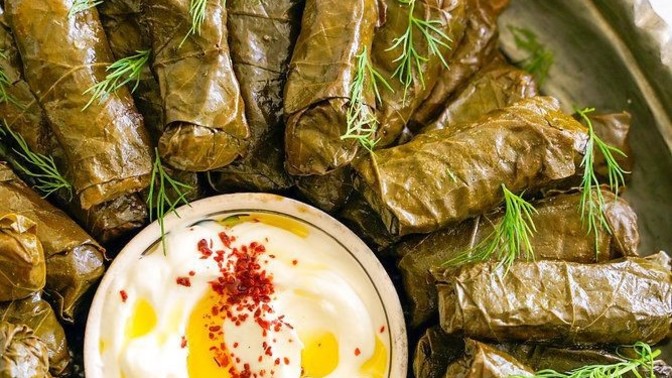 Yaprak sarması mı lahana sarması mı seversiniz en çok?