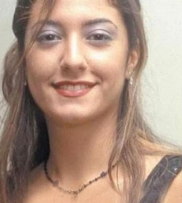 Kıvanç tatlıtuğun bununla evlendiğine hala inanamıyorum yaa?