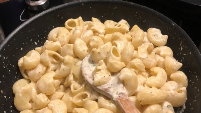 Mozzarella peynirli makarna sever misiniz?