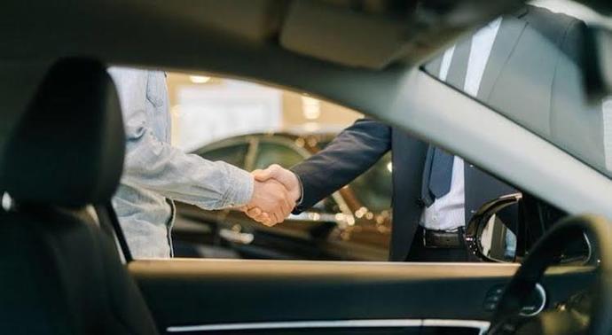 Boş paket sıfır araba mı dolu paket eski model mi alırdınız?