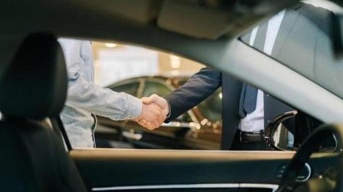 Boş paket sıfır araba mı dolu paket eski model mi alırdınız?