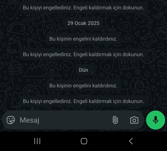 WhatsAppta uzun zaman önce engellediğim biri var ve dün engelini açmışım gibi görünüyor ama bunu yapmadım peki niye böyle oluyor?