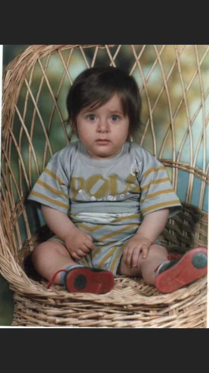 Küçüklük fotoğraflarınız duruyor mu?