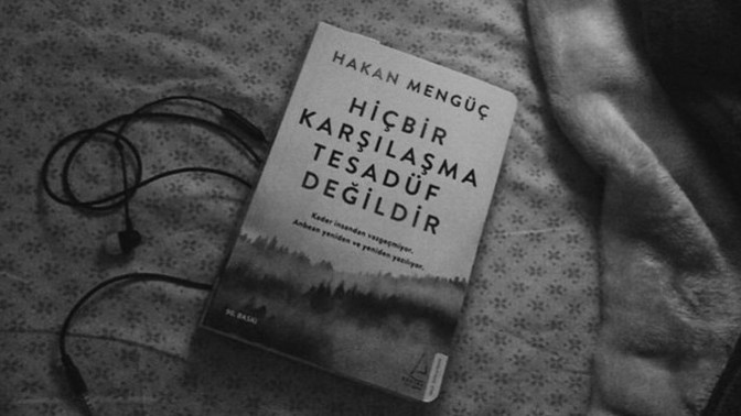 Geceye bi şarkı bırakın bakalım?