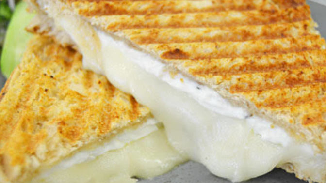 İftarda tost olur mu?