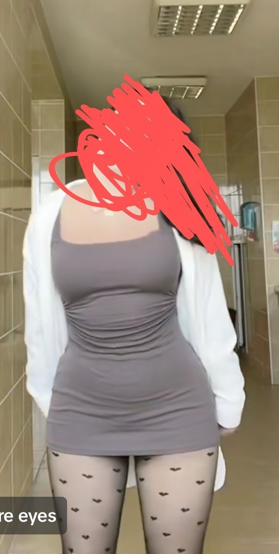 Kilolu değil zayıf da değil böyle kadınlar kızlar nasıl sizce ( görselli)?