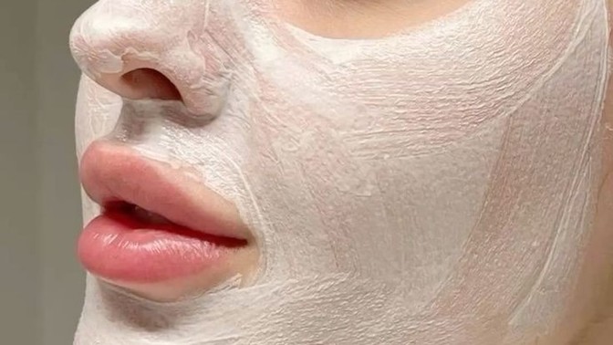 Cildini genç tutmak için hangi vitaminleri alıyorsun?