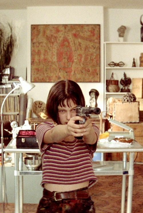 Bir film/dizi/kitap karakterini oynamak hakkın olsa bu kim olurdu?