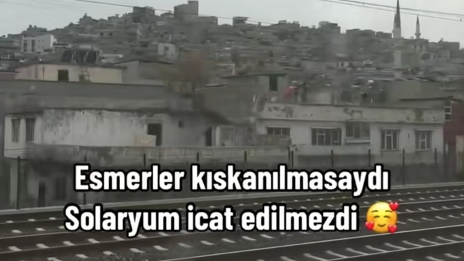 Karşı cinste hoşunuza giden ten rengi esmer mi? sarışın mı?