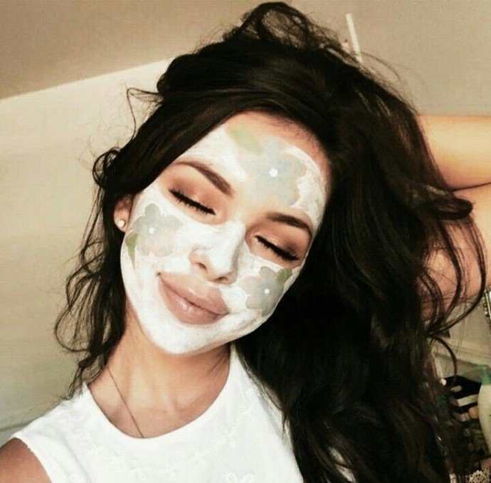 Cildinin en çok hangi bölgesinde sorun yaşıyorsun?