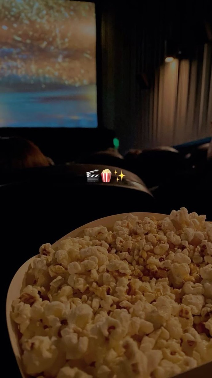 Seninle hangi tür filml izlemeye giderdik söyleyelim mi?